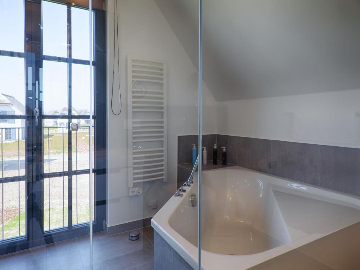 Reetland Am Meer - Luxus Reetdachvilla Mit 3 Schlafzimmern, Sauna Und Kamin F18 Dranske Exteriér fotografie
